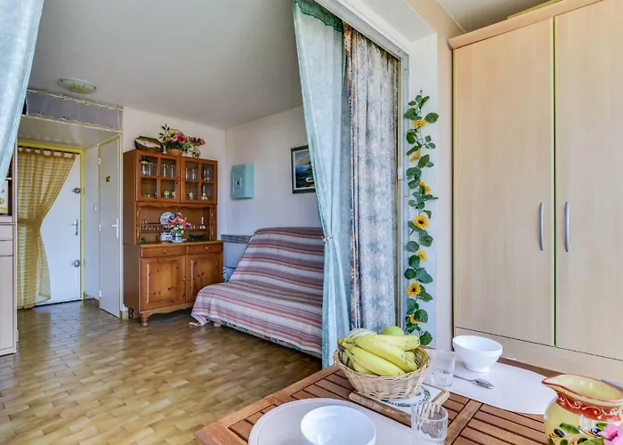 アパート Plein Soleil-1 By Interhome